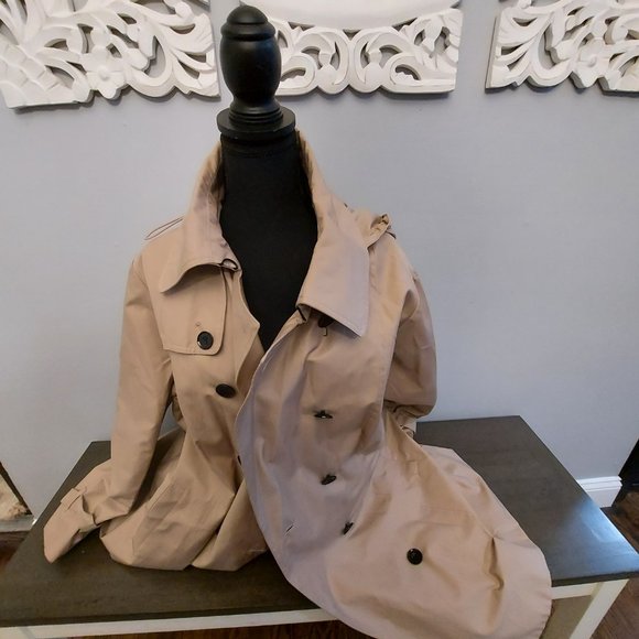 Michael Kors Rain/Trench Coat with Detachable Hood - Picture 2 of 9